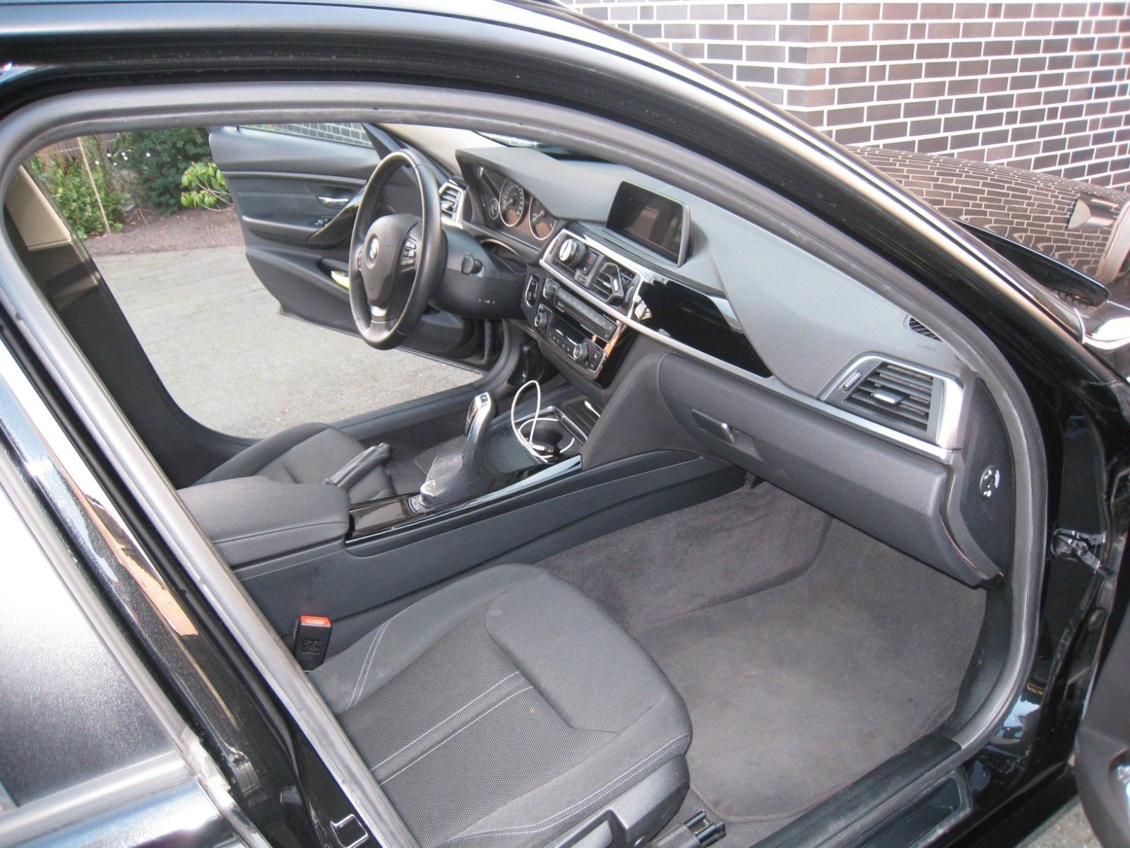 BMW 320d Touring Advantage Automatic Adva... foto 5