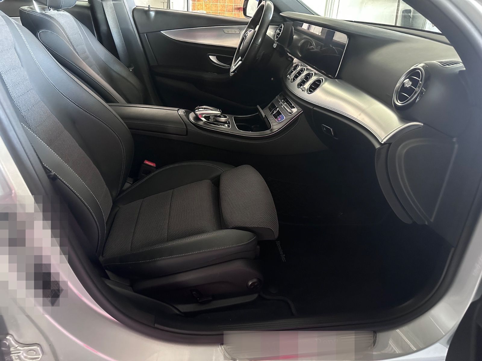 Mercedes-Benz E 400d 4Matic/360°Kam/Burmester/Comand/Led/Totwi foto 14