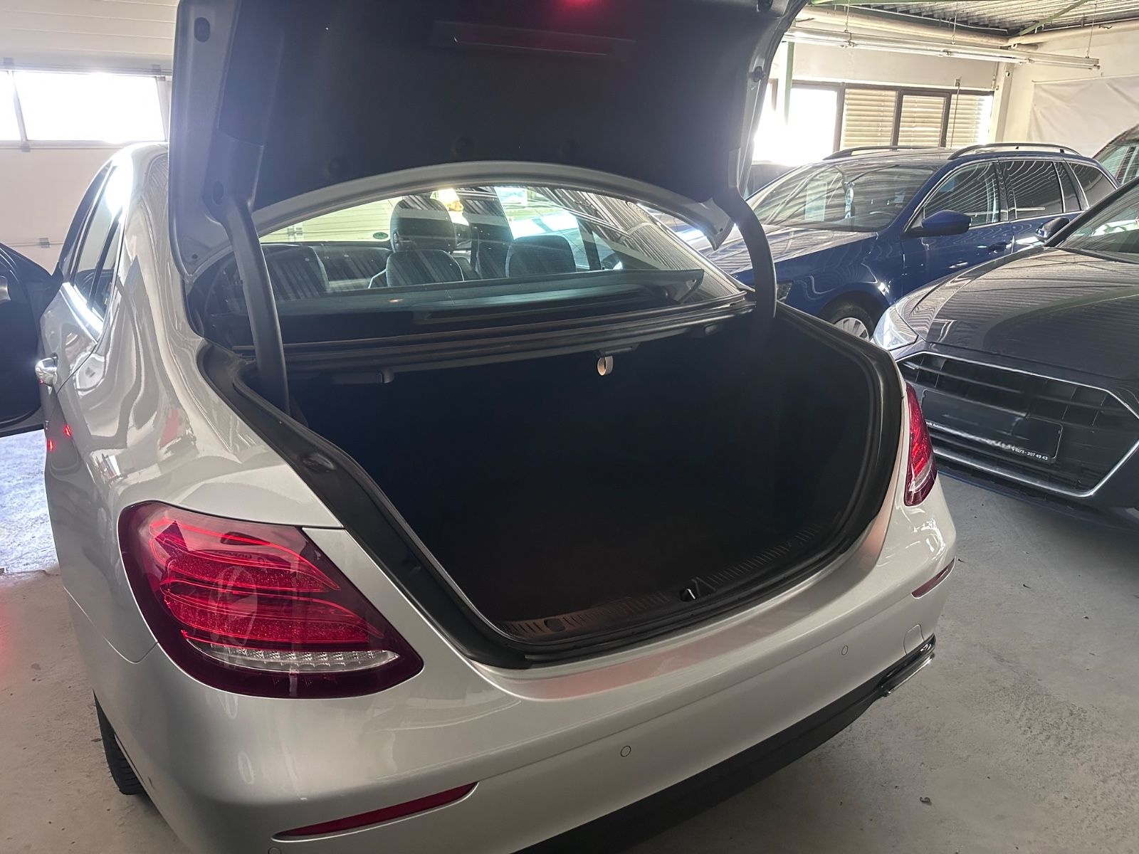 Mercedes-Benz E 400d 4Matic/360°Kam/Burmester/Comand/Led/Totwi foto 18