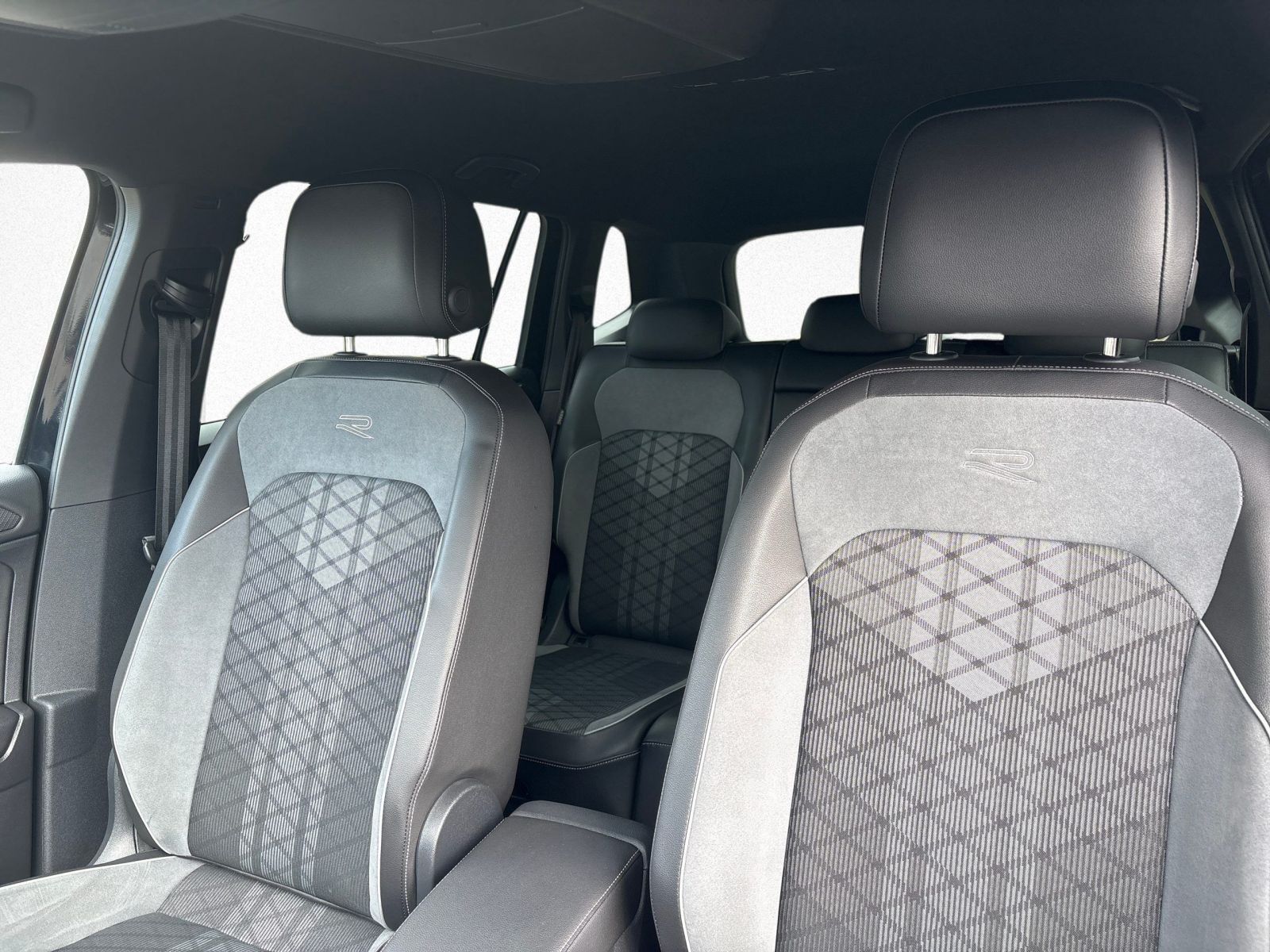 Volkswagen Tiguan Allspace R-Line 2.0 TDI DSG Rückfahrk.+SH foto 11