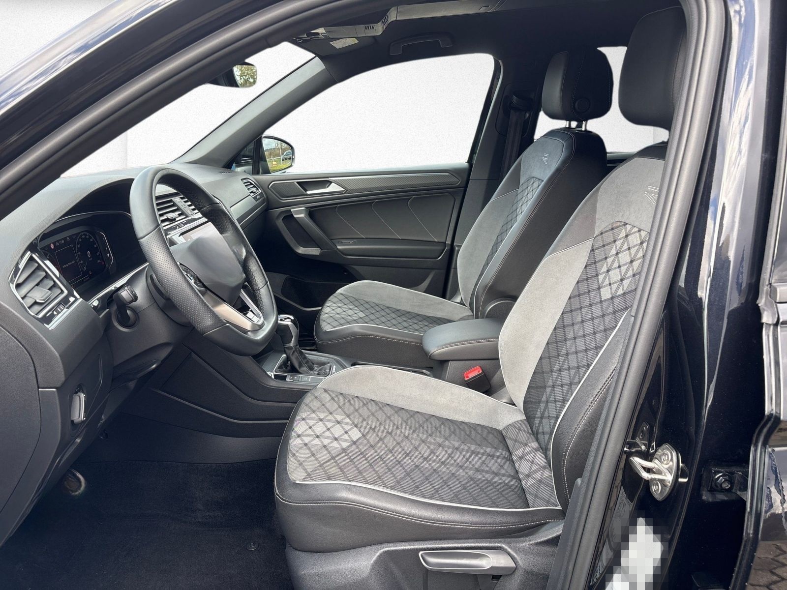 Volkswagen Tiguan Allspace R-Line 2.0 TDI DSG Rückfahrk.+SH foto 10