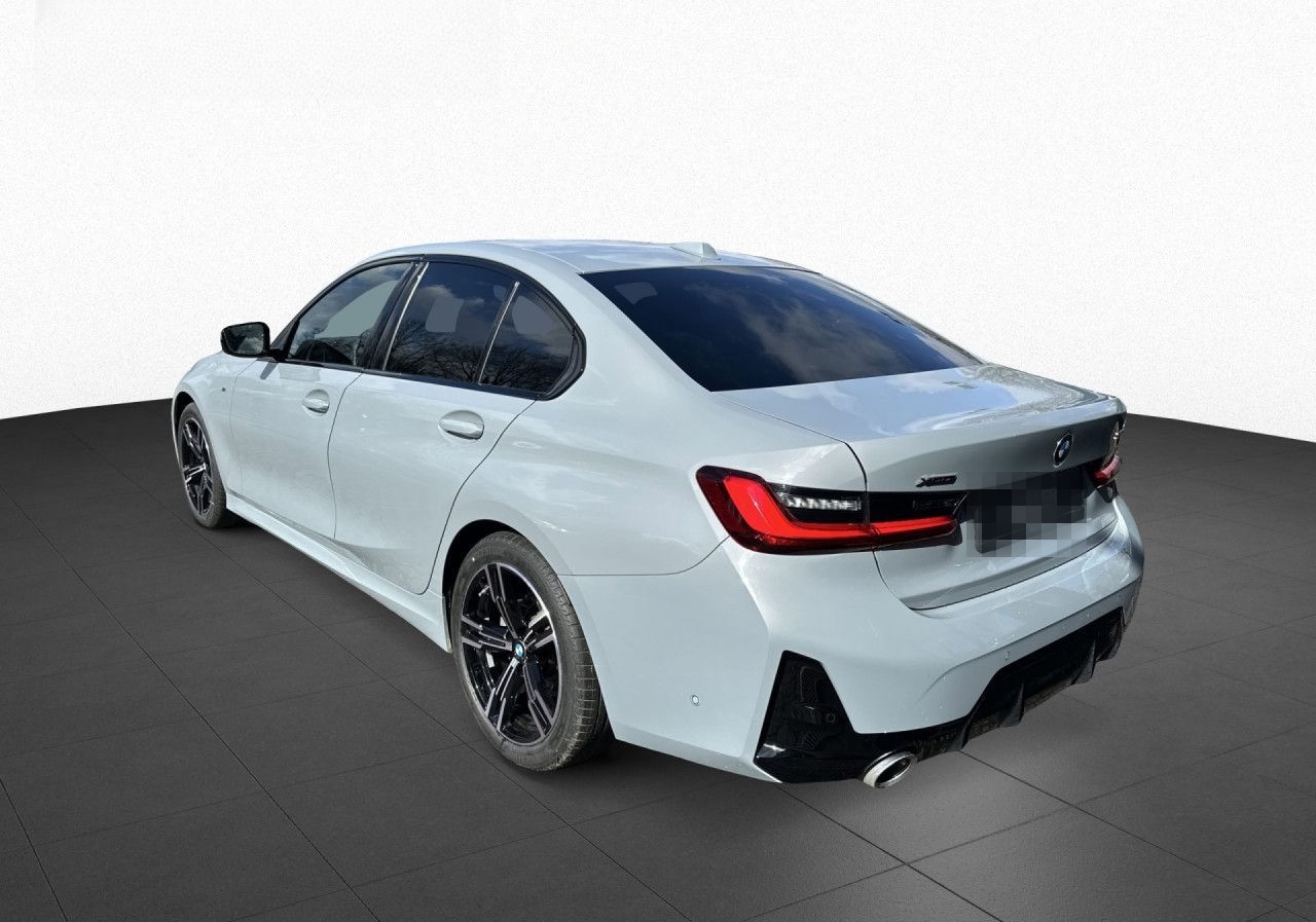 BMW 320i xDr Lim M Sport AHK St+Go HiFi PaAs LiCo+ foto 4