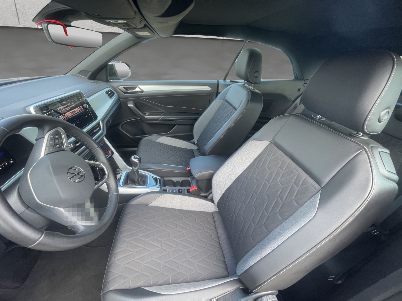 Volkswagen T-Roc Cabriolet 1.0 TSI Goal Kamera/LED/Navi foto 10