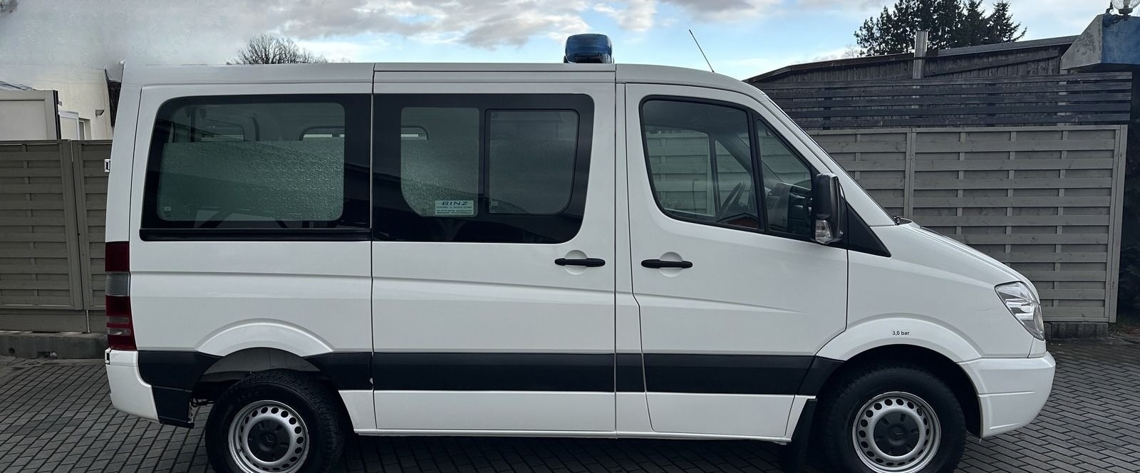 Mercedes-Benz Sprinter 316CDI KTW Krankenwagen-Xenon-Klima-Sth foto 2
