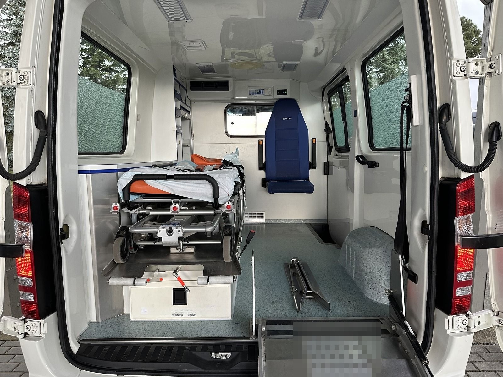 Mercedes-Benz Sprinter 316CDI KTW Krankenwagen-Xenon-Klima-Sth foto 15