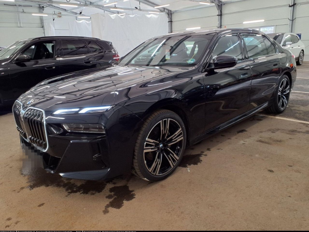BMW 740d xDr M SPORT SkyLounge,StHzg,360°,DAPro,HUD foto 2