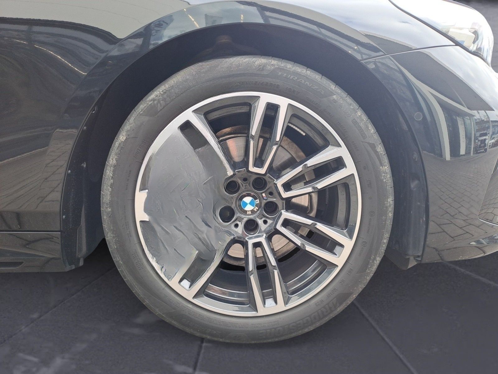 BMW 520d xDrive Limousine M Sport Komfortsitze el. M foto 12