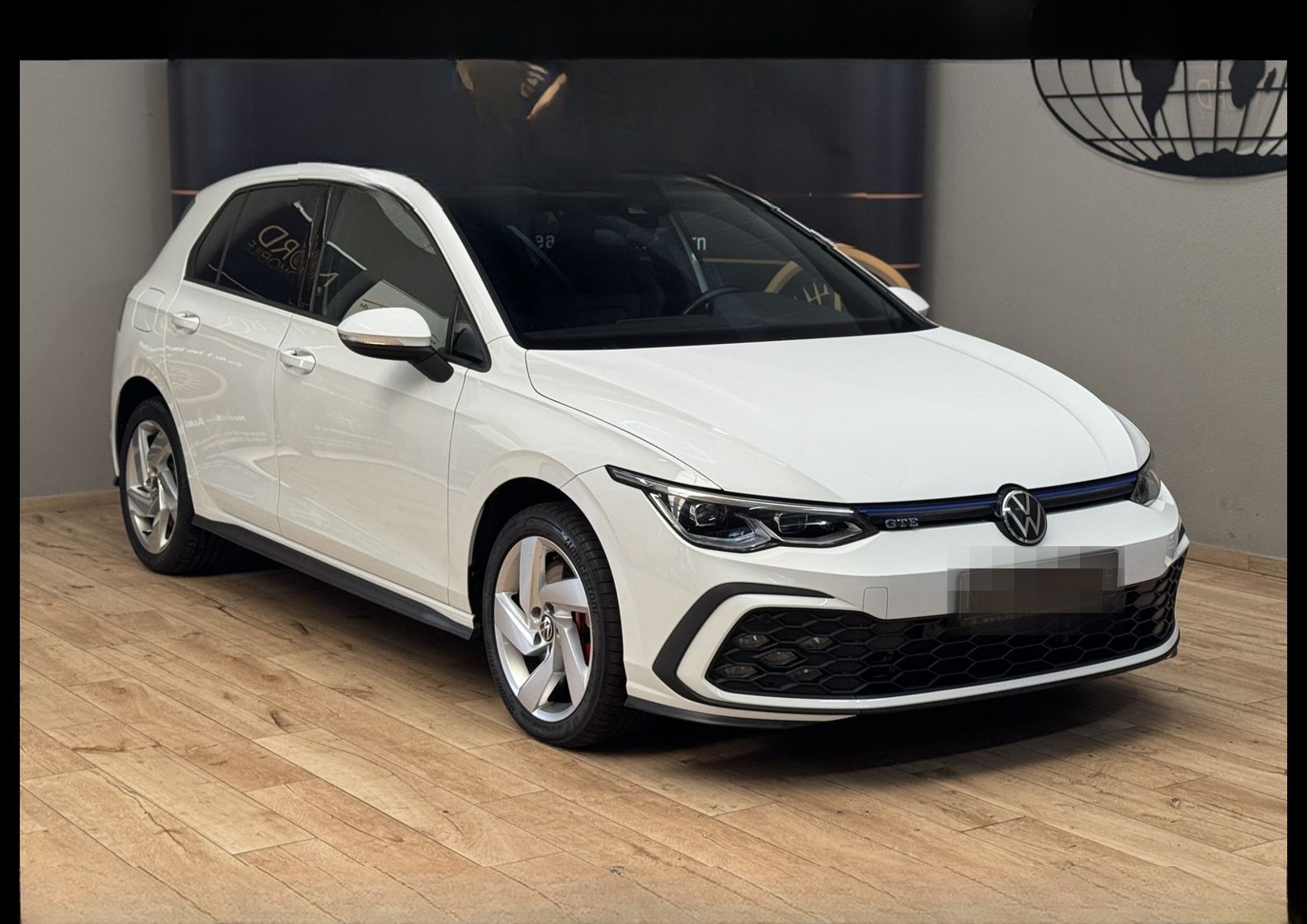 Volkswagen Golf VIII GTE eHybrid DSG Navi/LED/17/PDC/17 foto 5