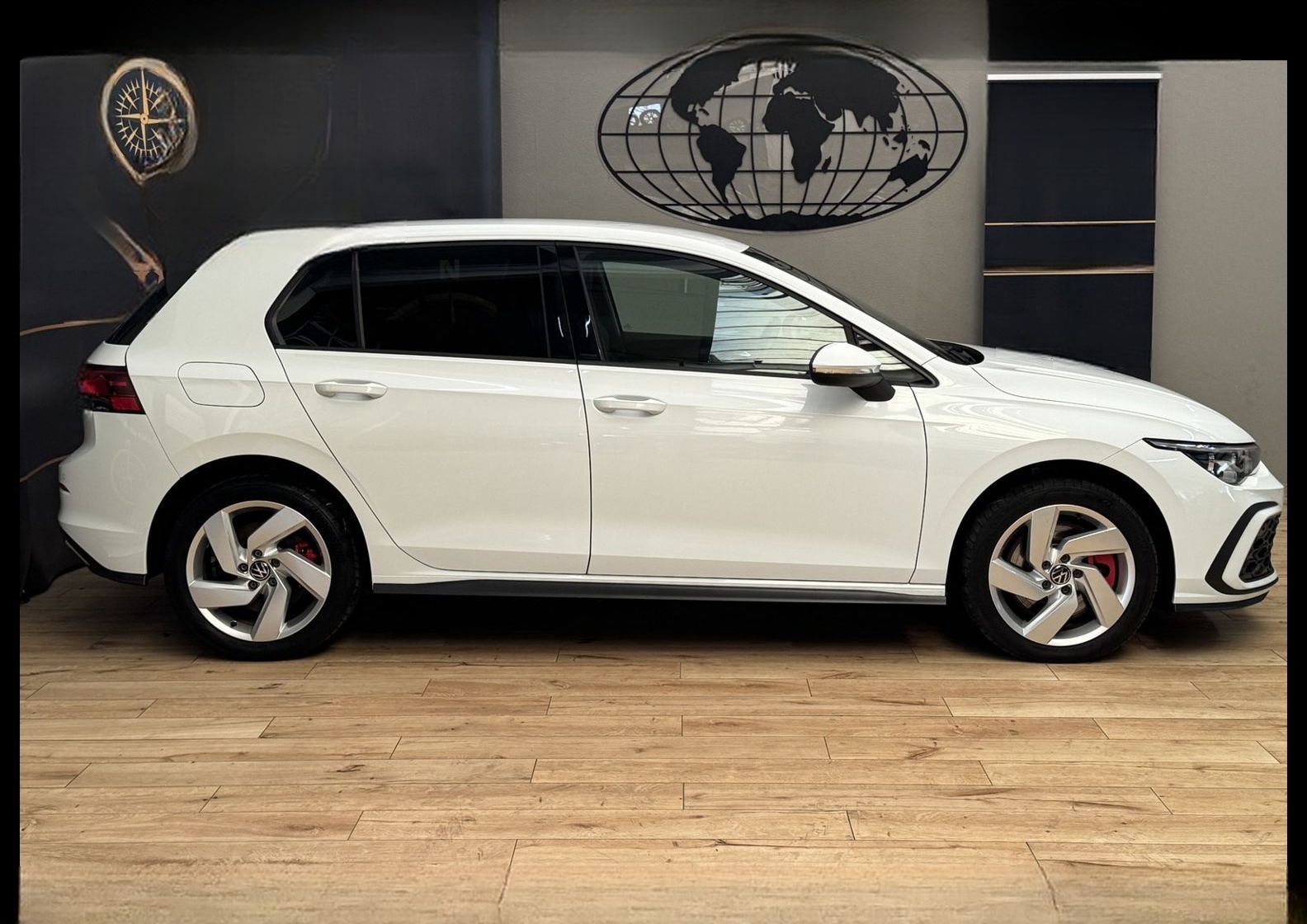 Volkswagen Golf VIII GTE eHybrid DSG Navi/LED/17/PDC/17 foto 8