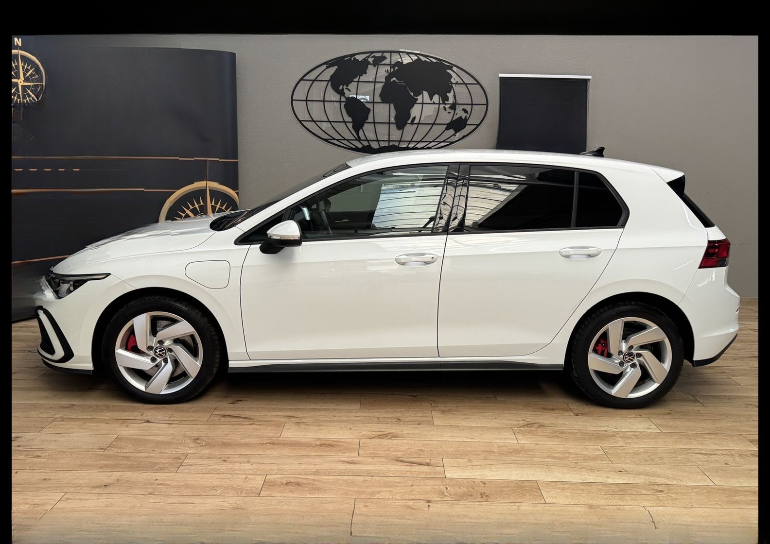 Volkswagen Golf VIII GTE eHybrid DSG Navi/LED/17/PDC/17 foto 9