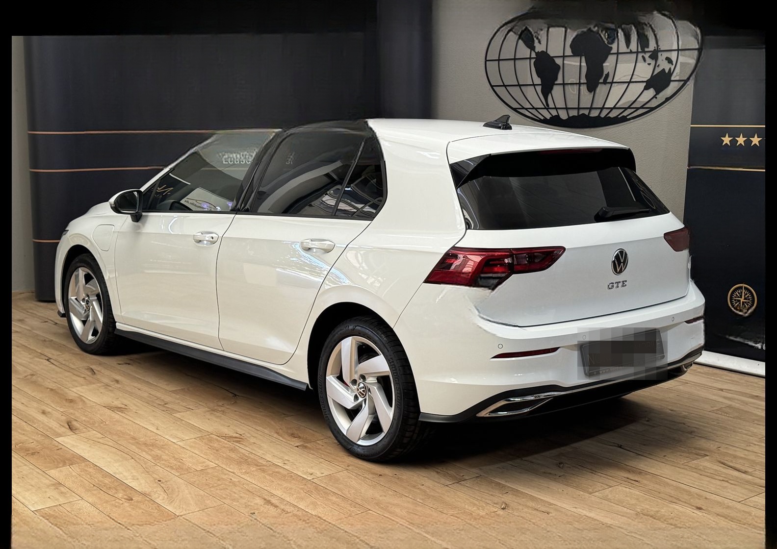 Volkswagen Golf VIII GTE eHybrid DSG Navi/LED/17/PDC/17 foto 10