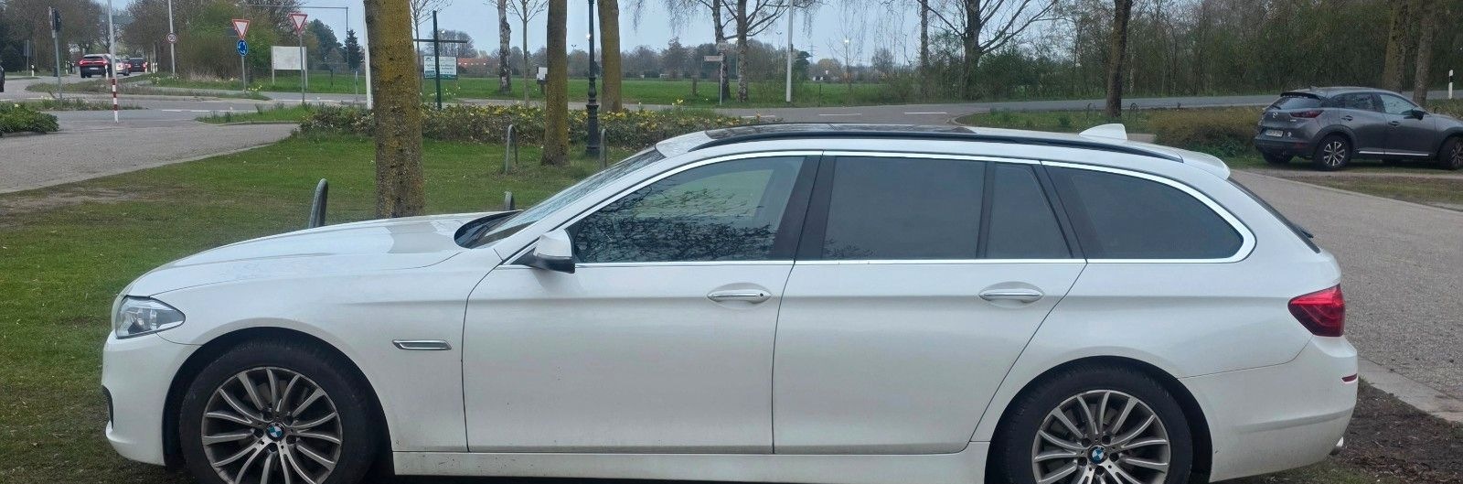 BMW 530d xDrive Touring A - 8fach bereift foto 2