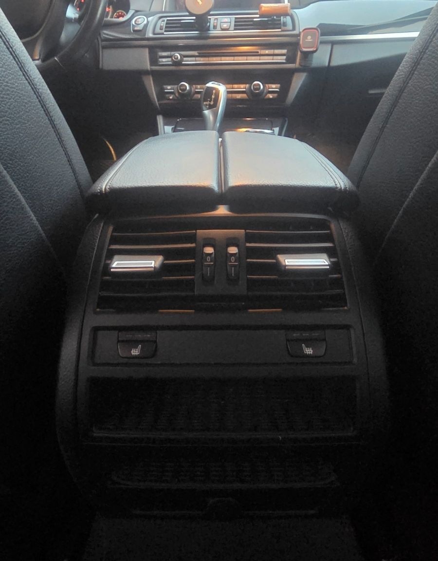 BMW 530d xDrive Touring A - 8fach bereift foto 15