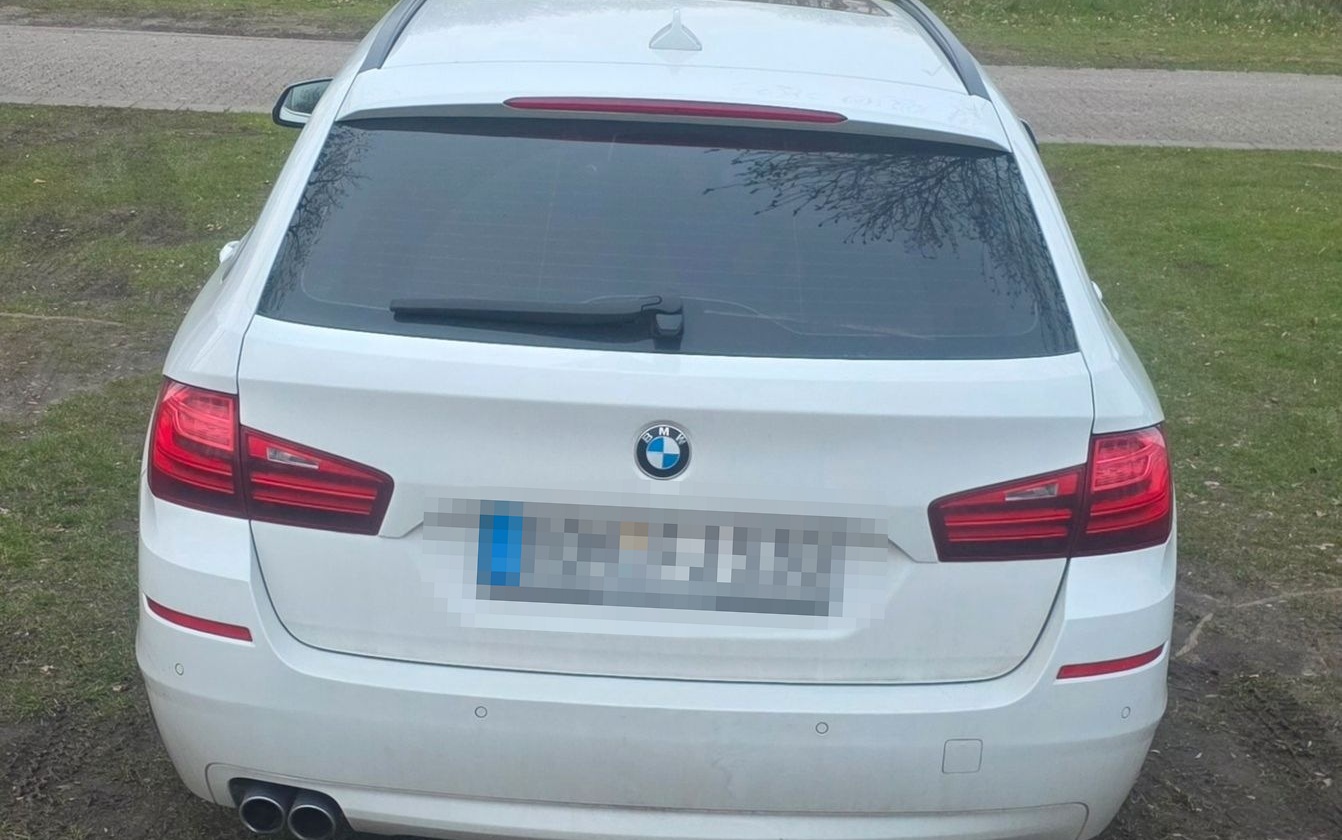 BMW 530d xDrive Touring A - 8fach bereift foto 4