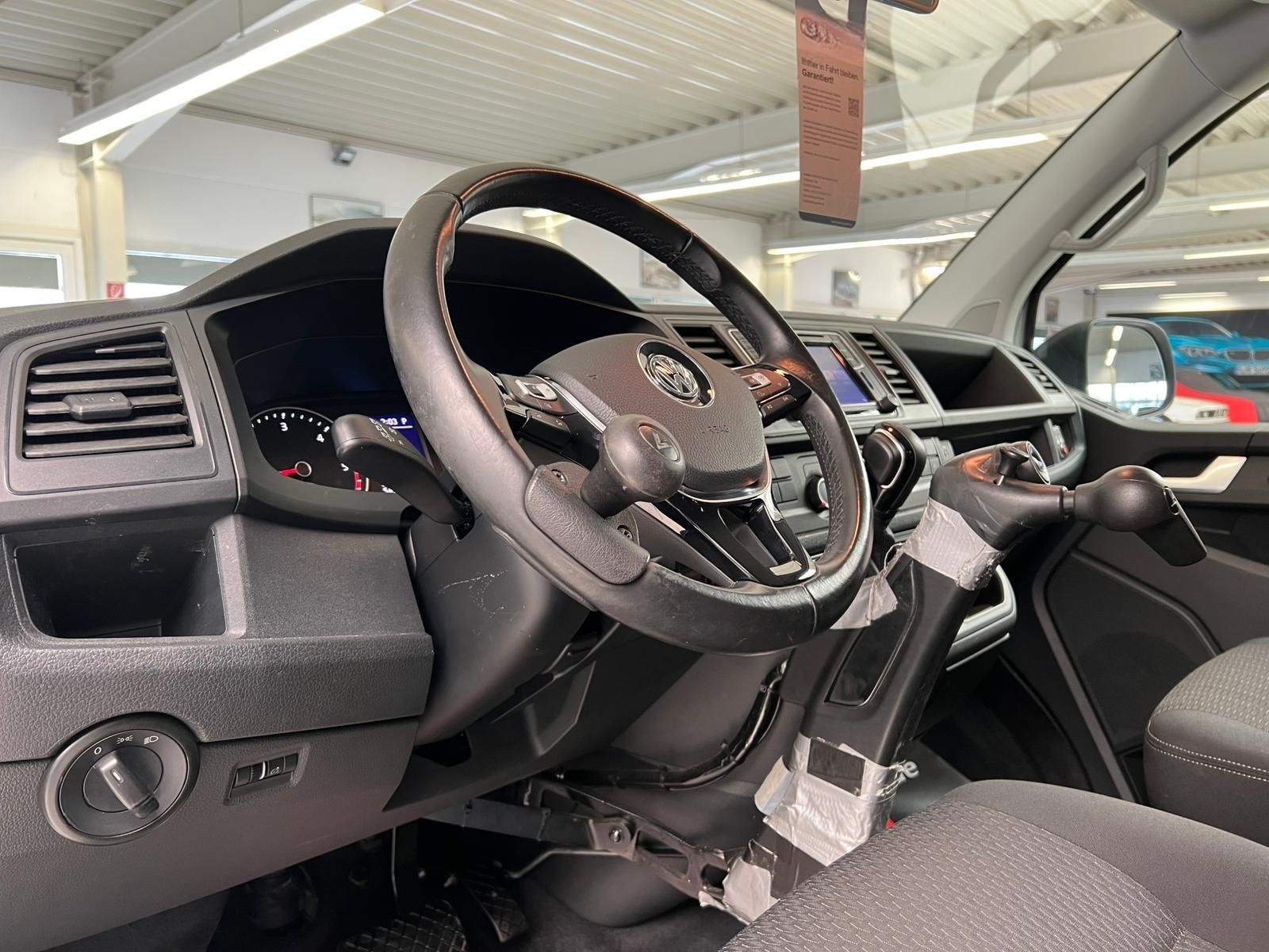 Volkswagen T6 Multivan NAVI/DSG/BEHINDERTENGERECHT/RAMPE foto 16