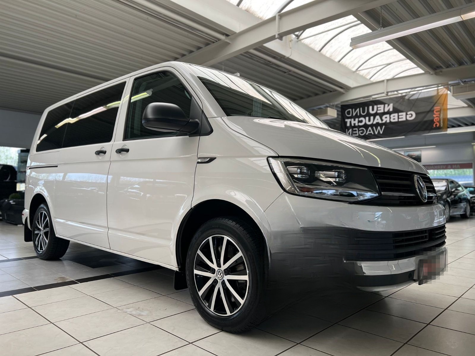 Volkswagen T6 Multivan NAVI/DSG/BEHINDERTENGERECHT/RAMPE foto 6