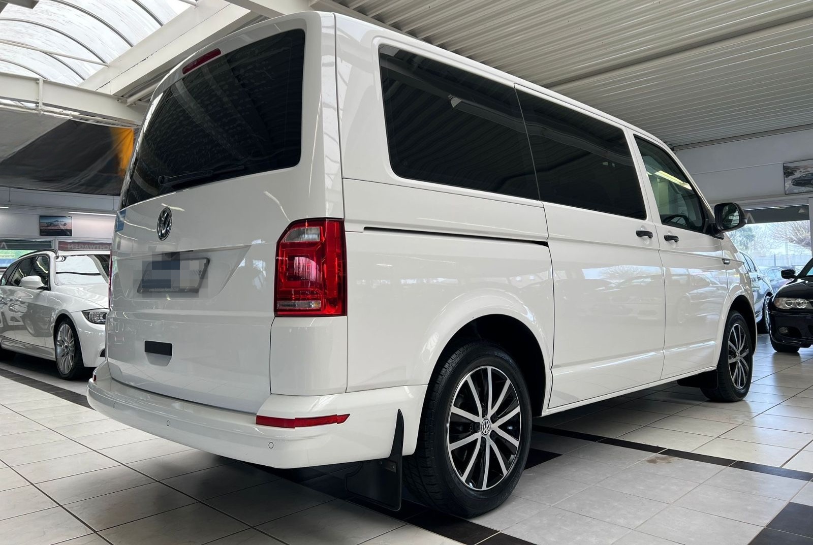 Volkswagen T6 Multivan NAVI/DSG/BEHINDERTENGERECHT/RAMPE foto 10