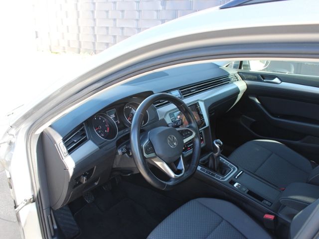Volkswagen Passat Variant Conceptline 1.5 TSI*NAVI,LED,RFK* foto 6