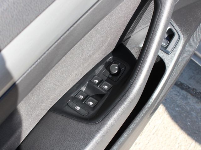 Volkswagen Passat Variant Conceptline 1.5 TSI*NAVI,LED,RFK* foto 8