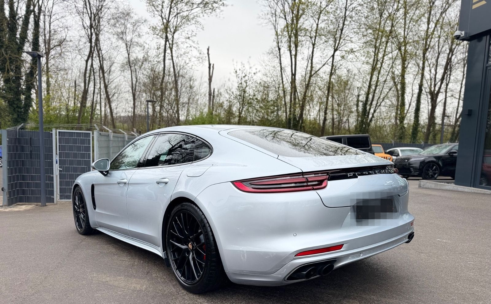 Porsche PANAMERA 4 E-HYBRID*SPORT-ABGAS*LUFT*21.Z*CHRONO foto 6