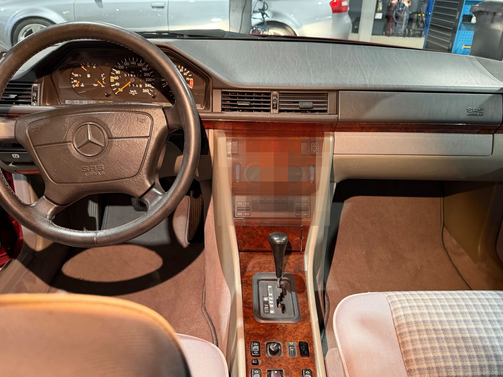 Mercedes-Benz 300 CE 24 V Cabrio, W/A124, erste Serie foto 12