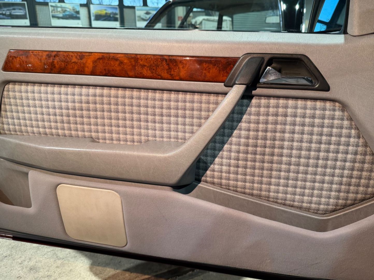 Mercedes-Benz 300 CE 24 V Cabrio, W/A124, erste Serie foto 5