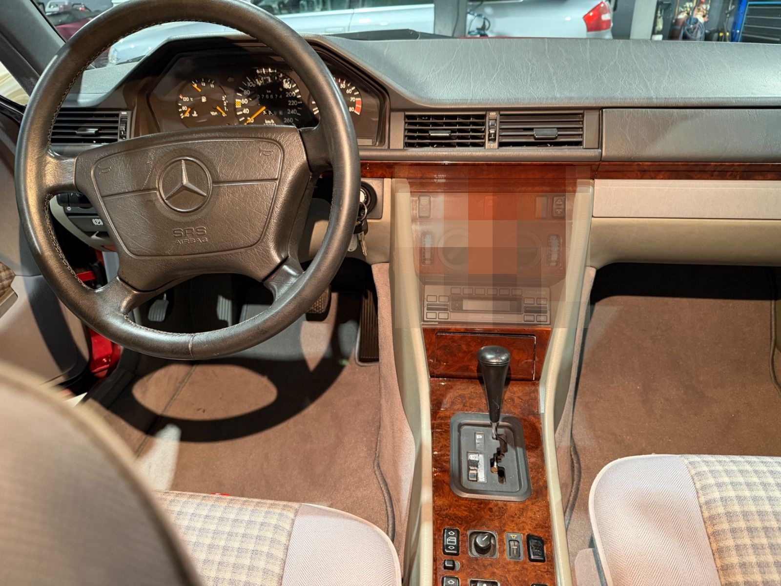 Mercedes-Benz 300 CE 24 V Cabrio, W/A124, erste Serie foto 7