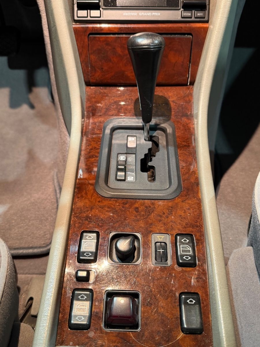 Mercedes-Benz 300 CE 24 V Cabrio, W/A124, erste Serie foto 10