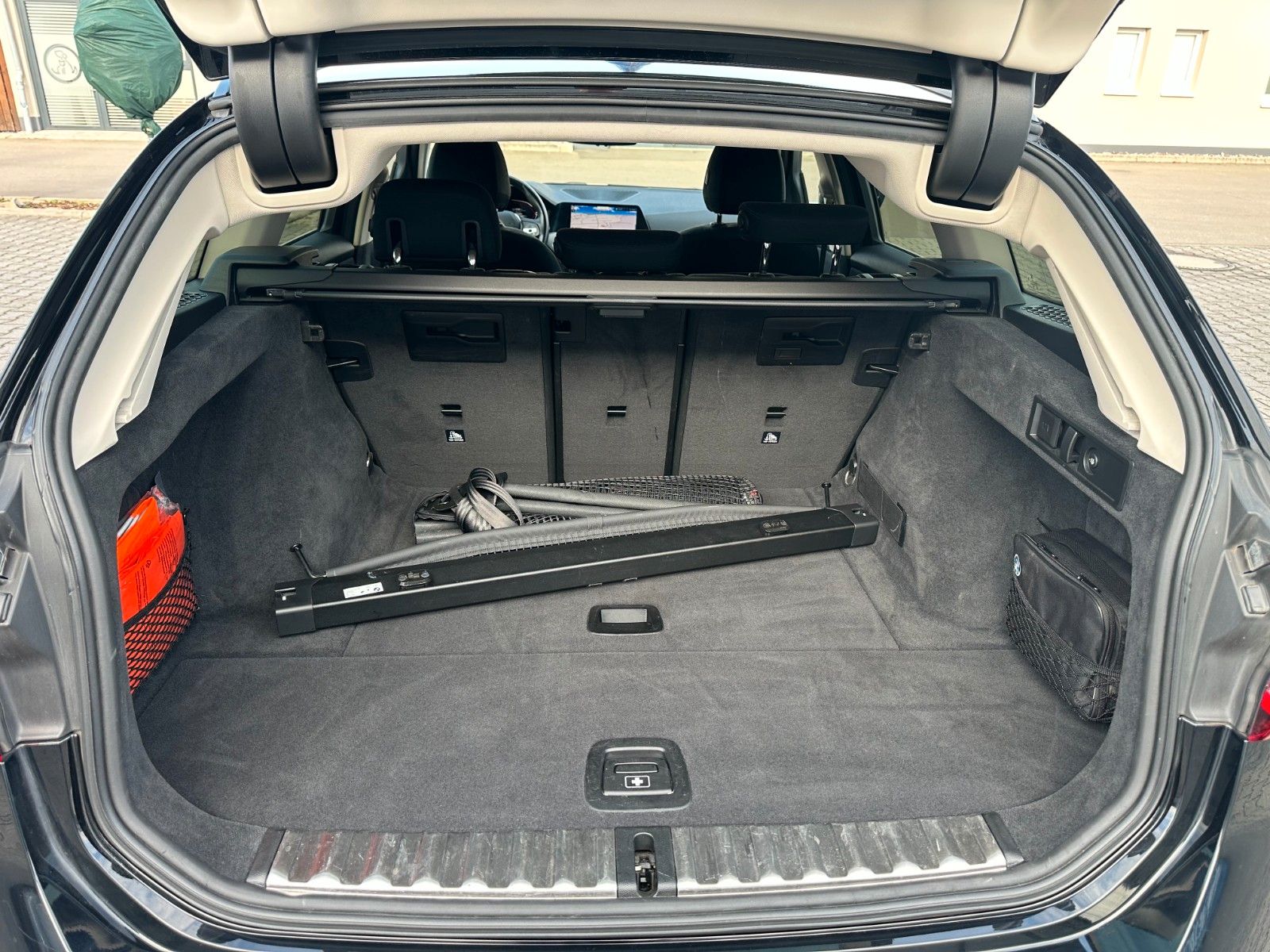 BMW 320 d Touring-Laser-Head Up-KAMERA-CarPlay-AHK foto 20