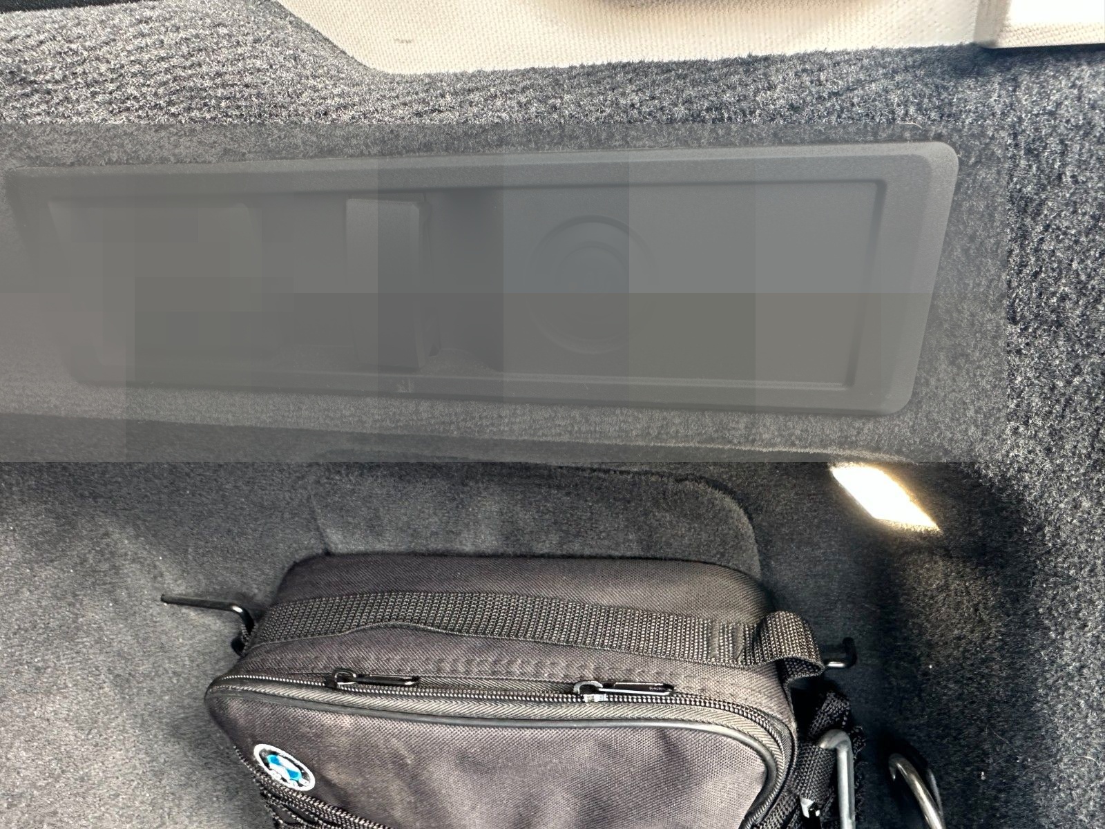 BMW 320 d Touring-Laser-Head Up-KAMERA-CarPlay-AHK foto 21