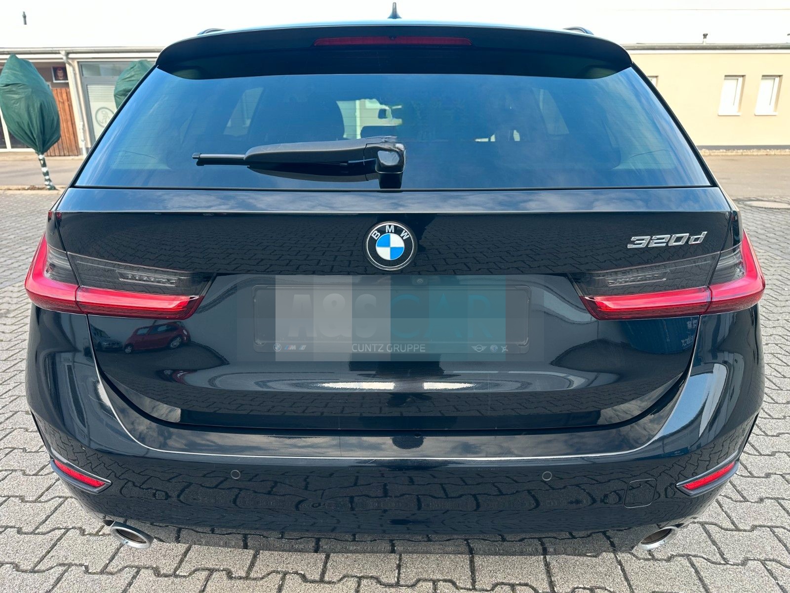 BMW 320 d Touring-Laser-Head Up-KAMERA-CarPlay-AHK foto 6