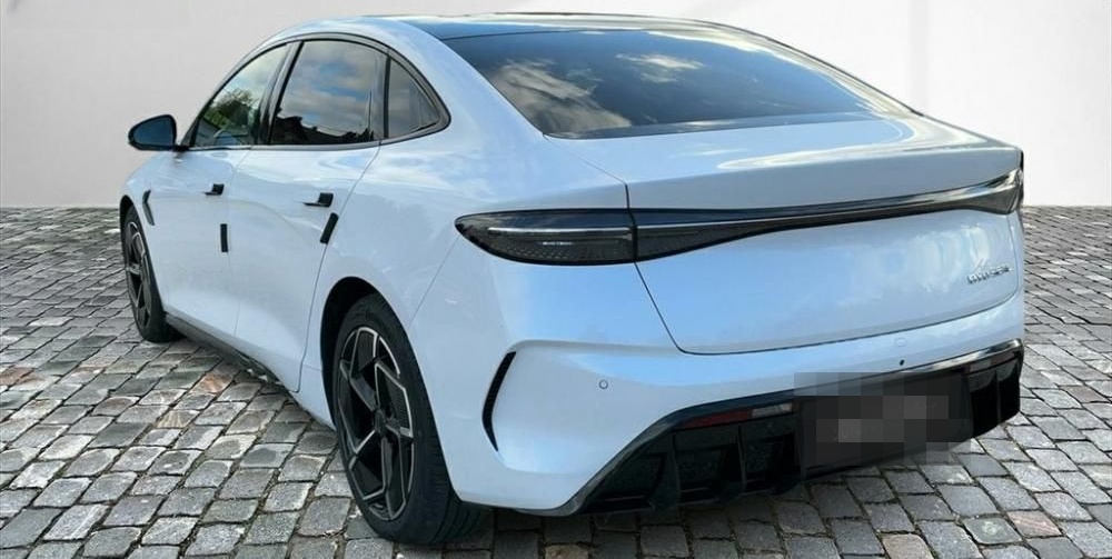 BYD SEAL Design Wärmepumpe Alu KA LED Link LRH NAV  foto 2