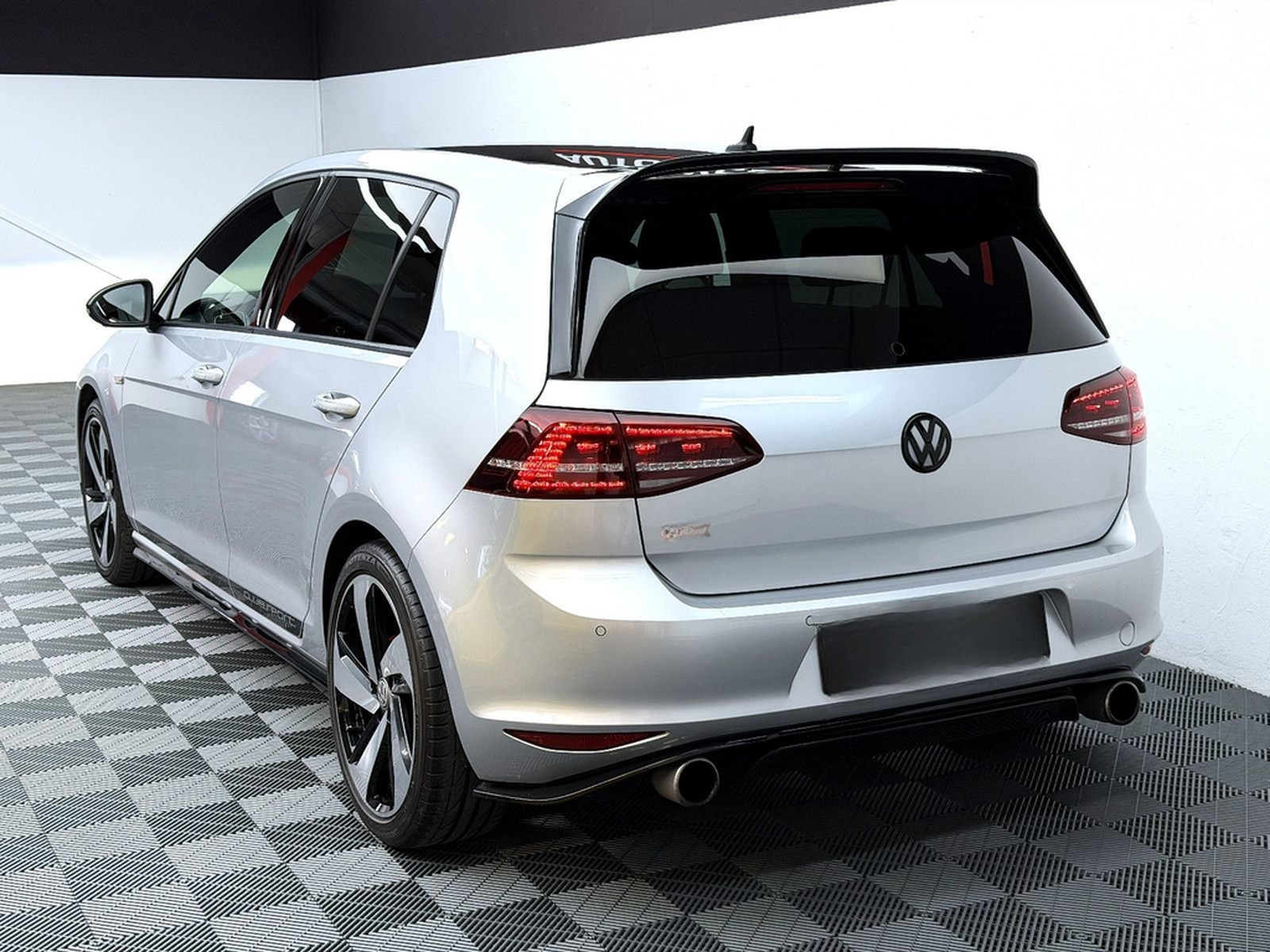 Volkswagen Golf 7 Lim. GTI Clubsport *Bi-Xenon*RFK*SHZ* foto 3