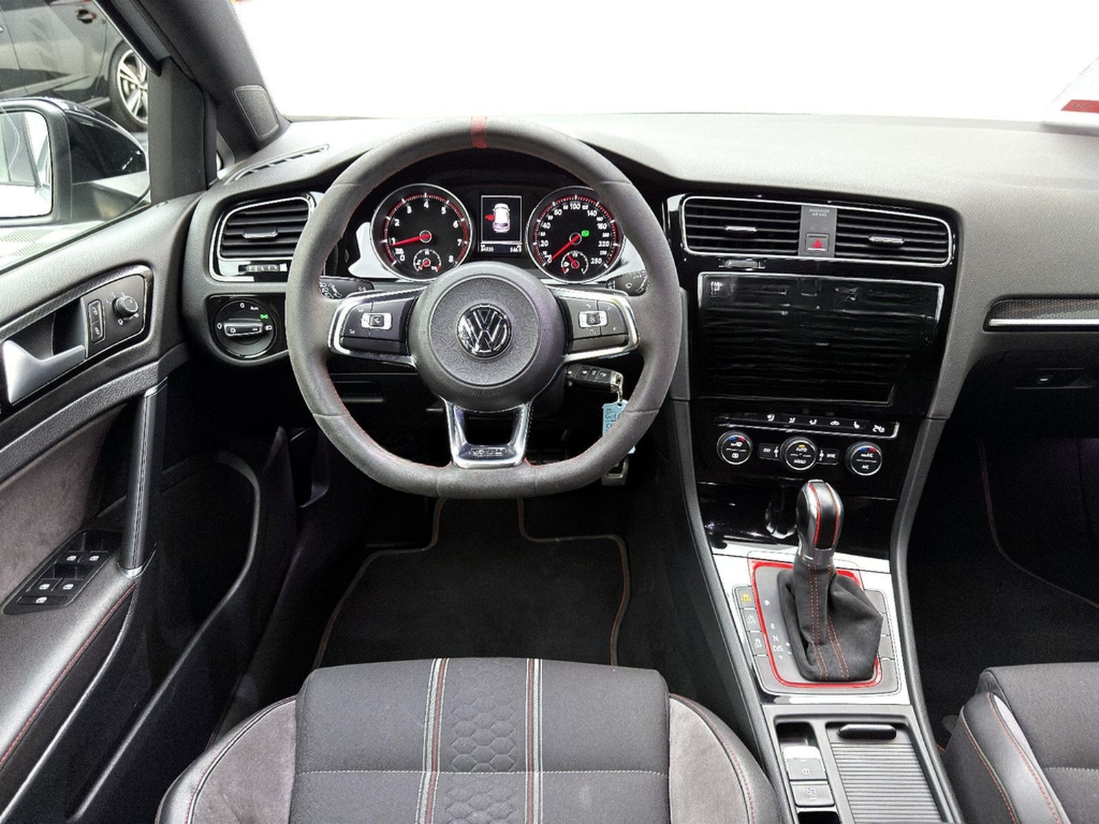 Volkswagen Golf 7 Lim. GTI Clubsport *Bi-Xenon*RFK*SHZ* foto 9