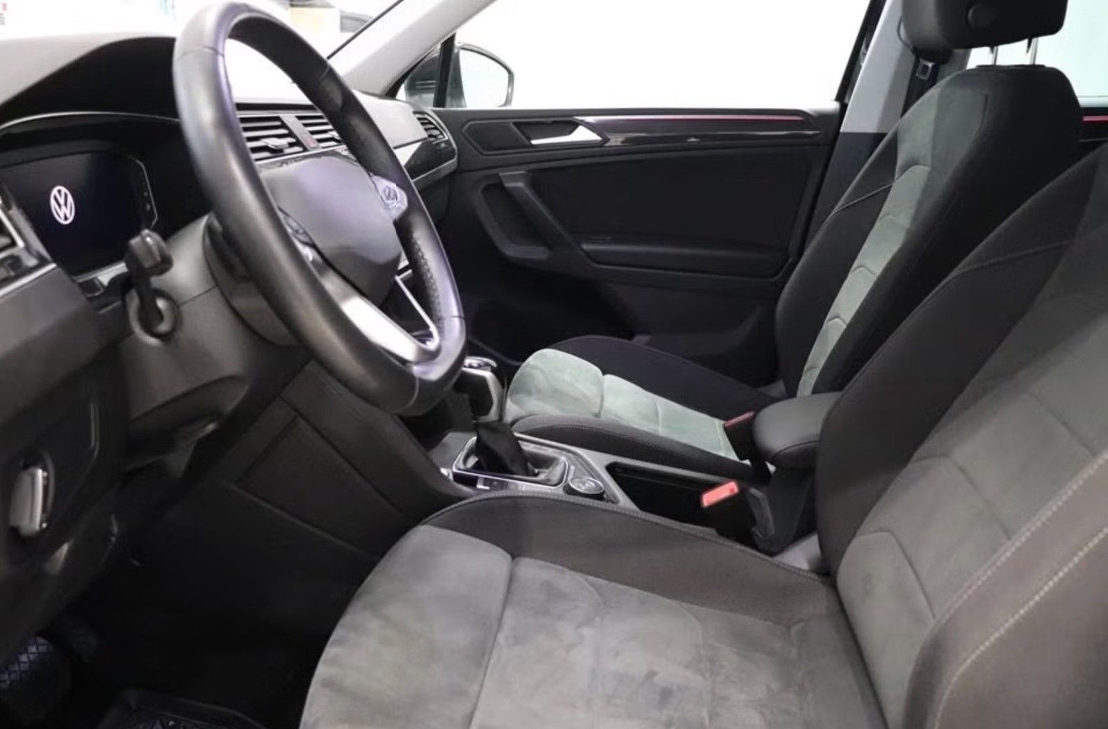 Volkswagen Tiguan Elegance 4Motion foto 15