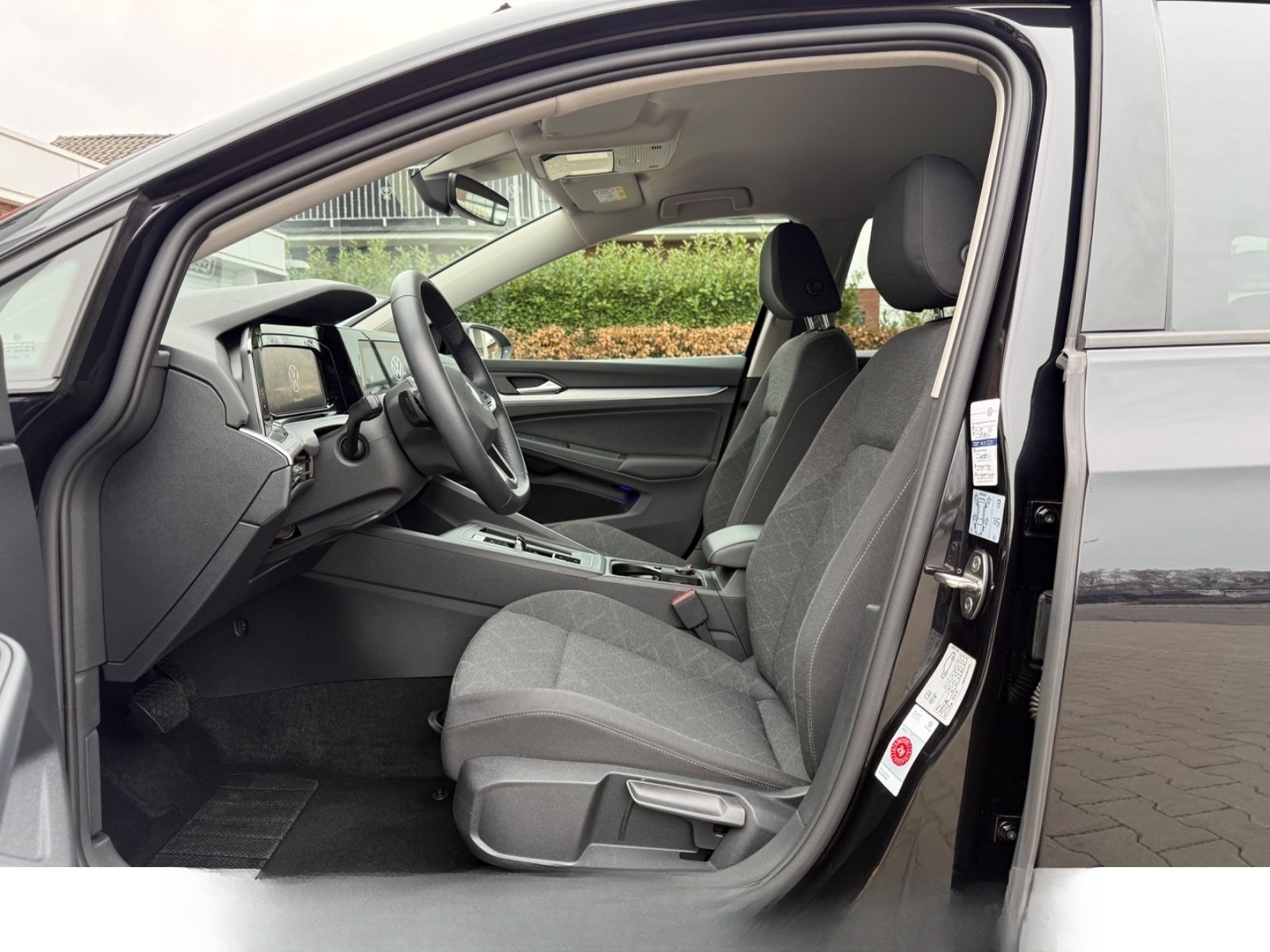 Volkswagen Golf VIII Variant 2.0 TDI Life foto 12