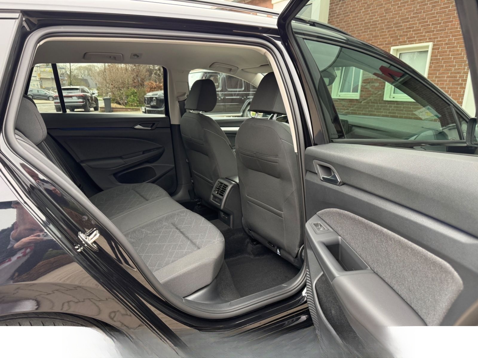 Volkswagen Golf VIII Variant 2.0 TDI Life foto 18