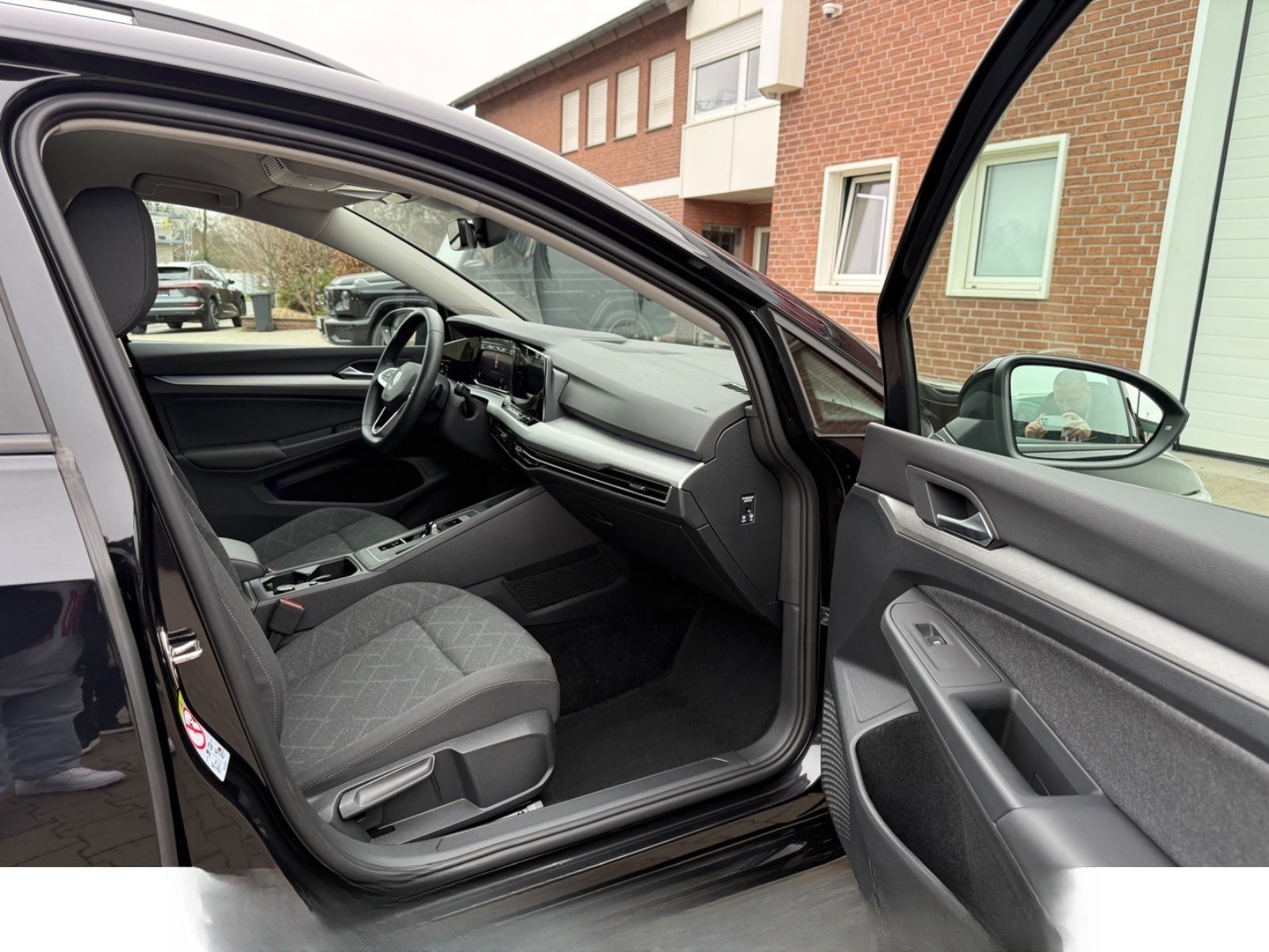 Volkswagen Golf VIII Variant 2.0 TDI Life foto 20