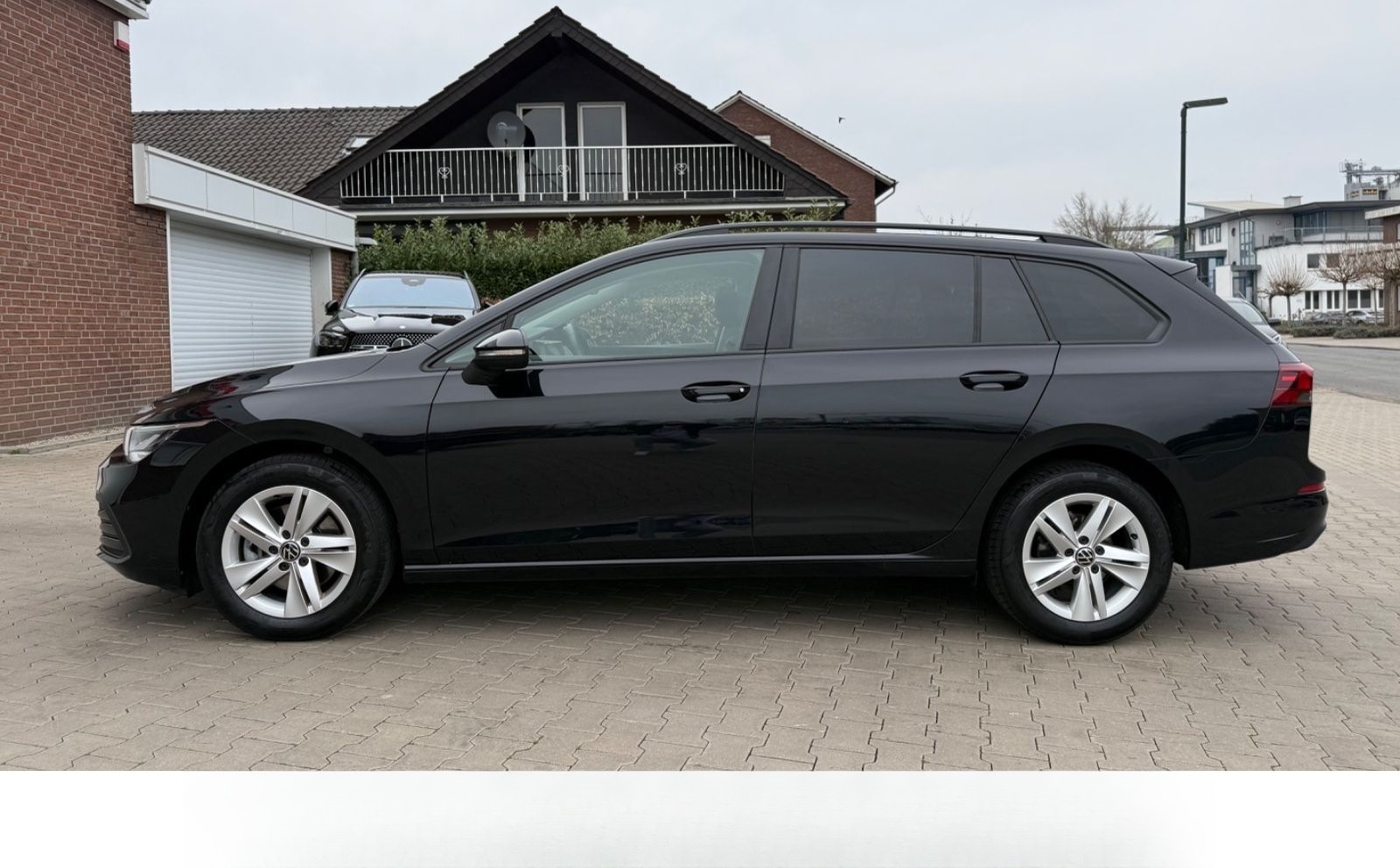 Volkswagen Golf VIII Variant 2.0 TDI Life foto 10