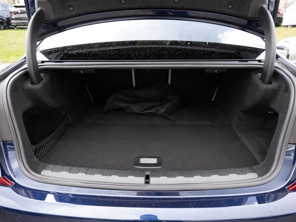 BMW 330e xDrive M-Sport LED NAVI KAMERA PDC MEMORY foto 11