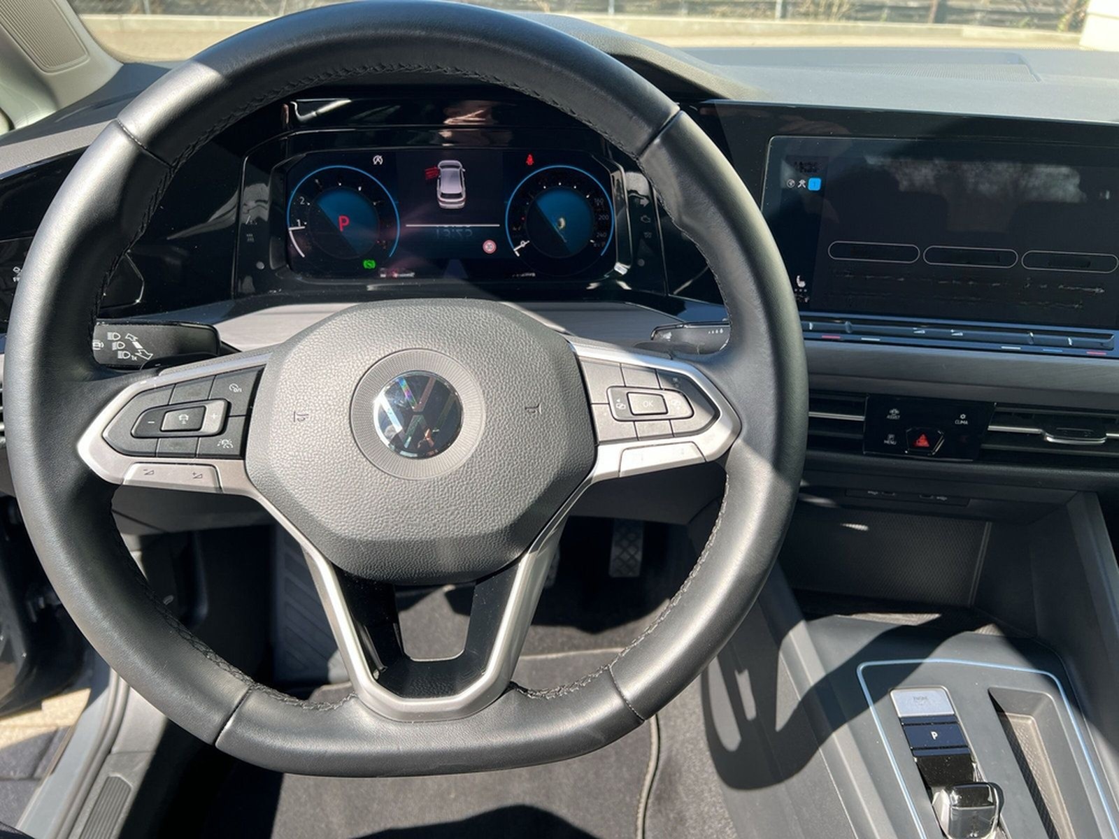 Volkswagen Golf VIII 2.0 TSI DSG Style LED+ KAMERA AHK 18`` foto 17