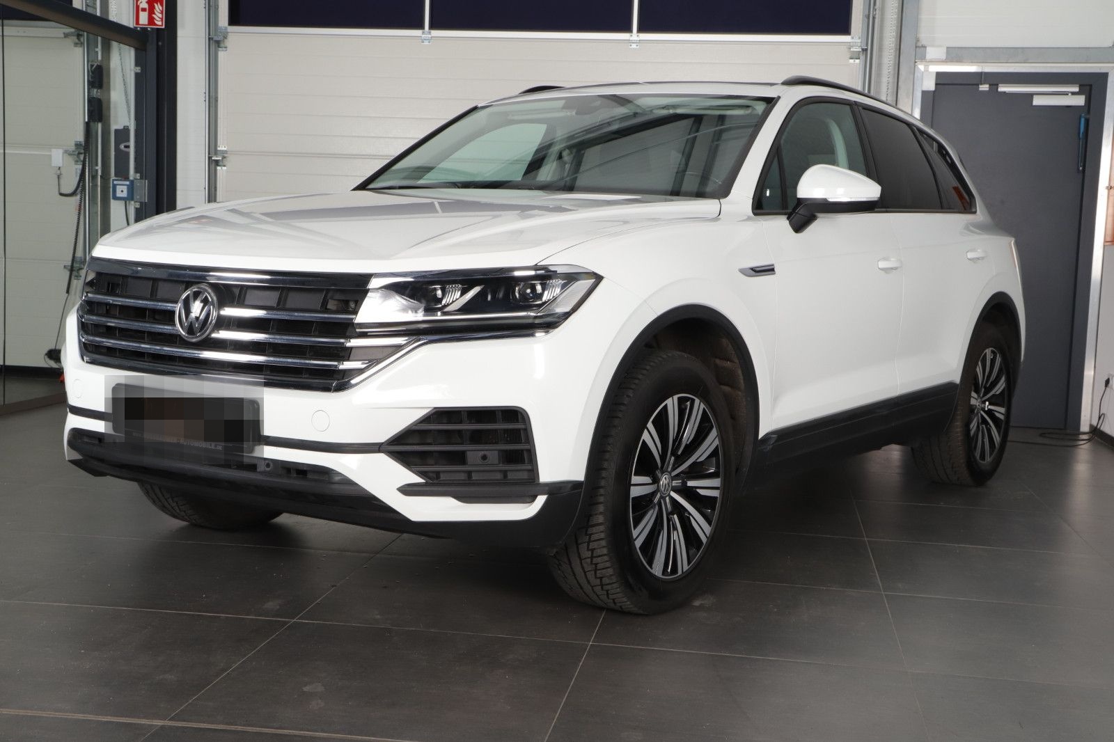 Volkswagen Touareg 3.0 V6 210KW AHK PANORAMA JOKER 3 foto 2