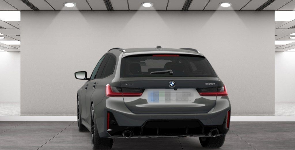 BMW 330i xDrive Touring foto 5