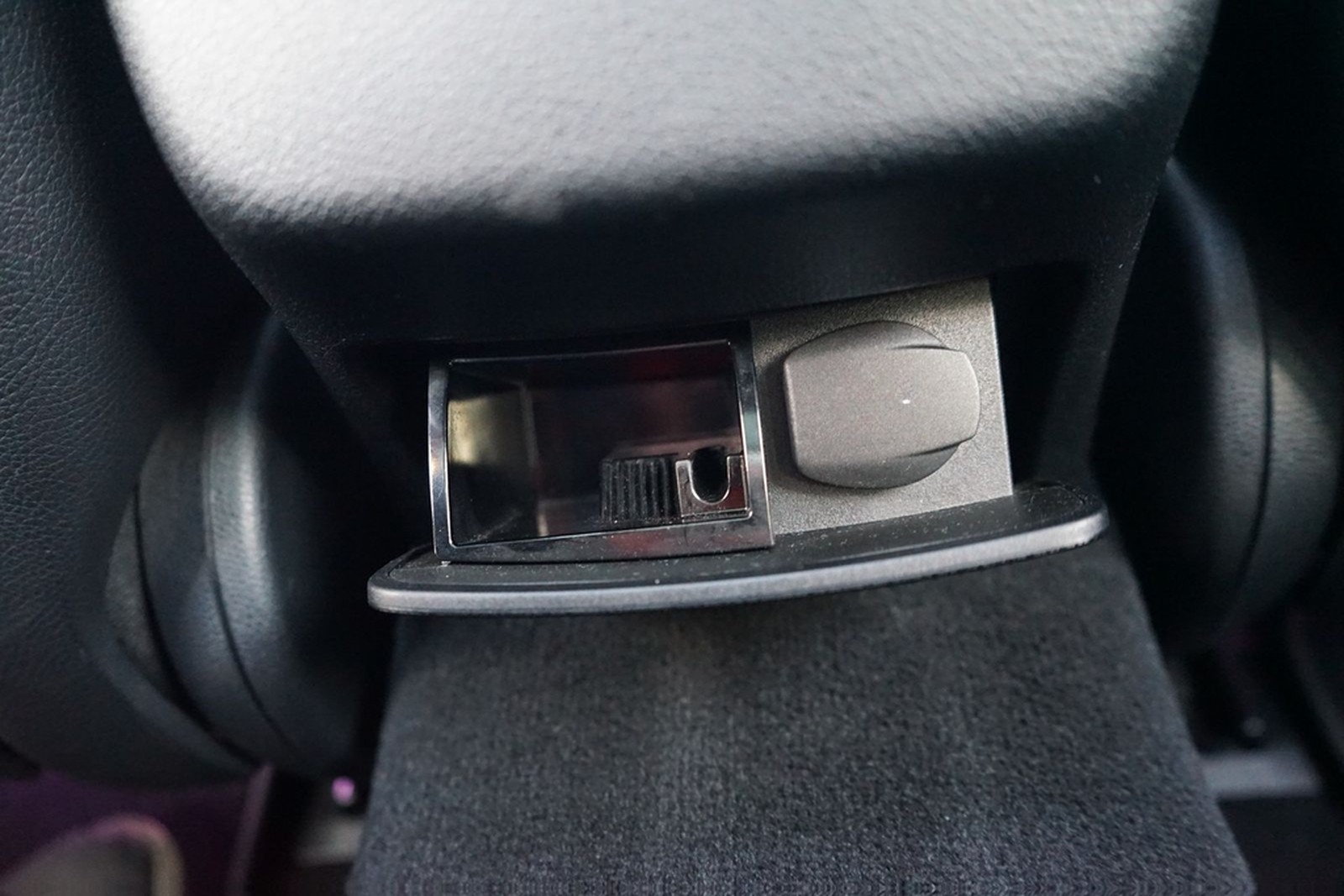 Mercedes-Benz E200 T-Modell Avantgarde LED Navi 360° Panorama foto 16