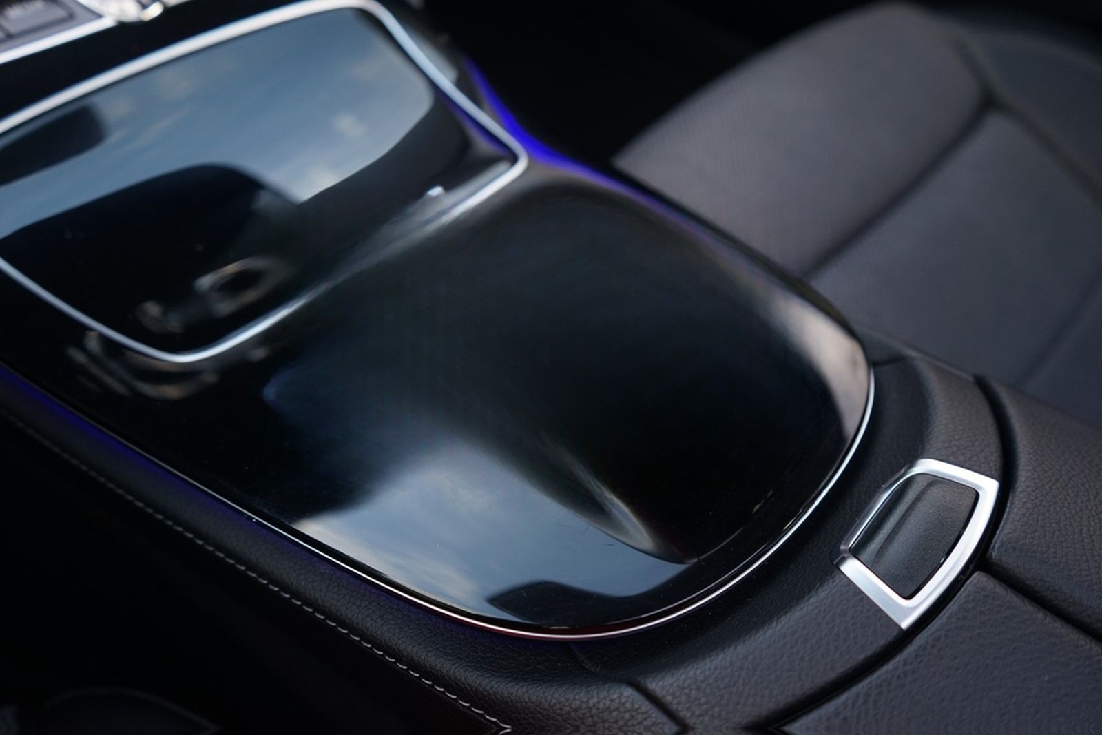 Mercedes-Benz E200 T-Modell Avantgarde LED Navi 360° Panorama foto 40