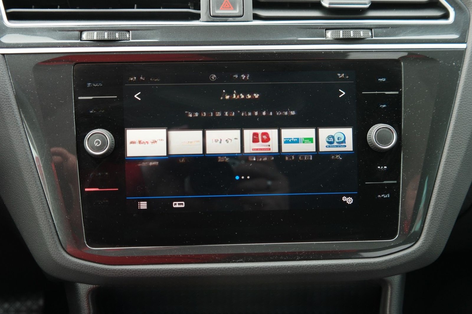 Volkswagen Tiguan 2.0 TSI Highline 4Motion R-Line LED ACC foto 24