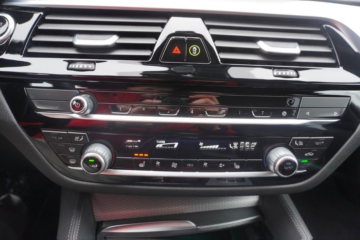 BMW 520d M Sport HarmanKardon Totwinkel Navi TV LED foto 21