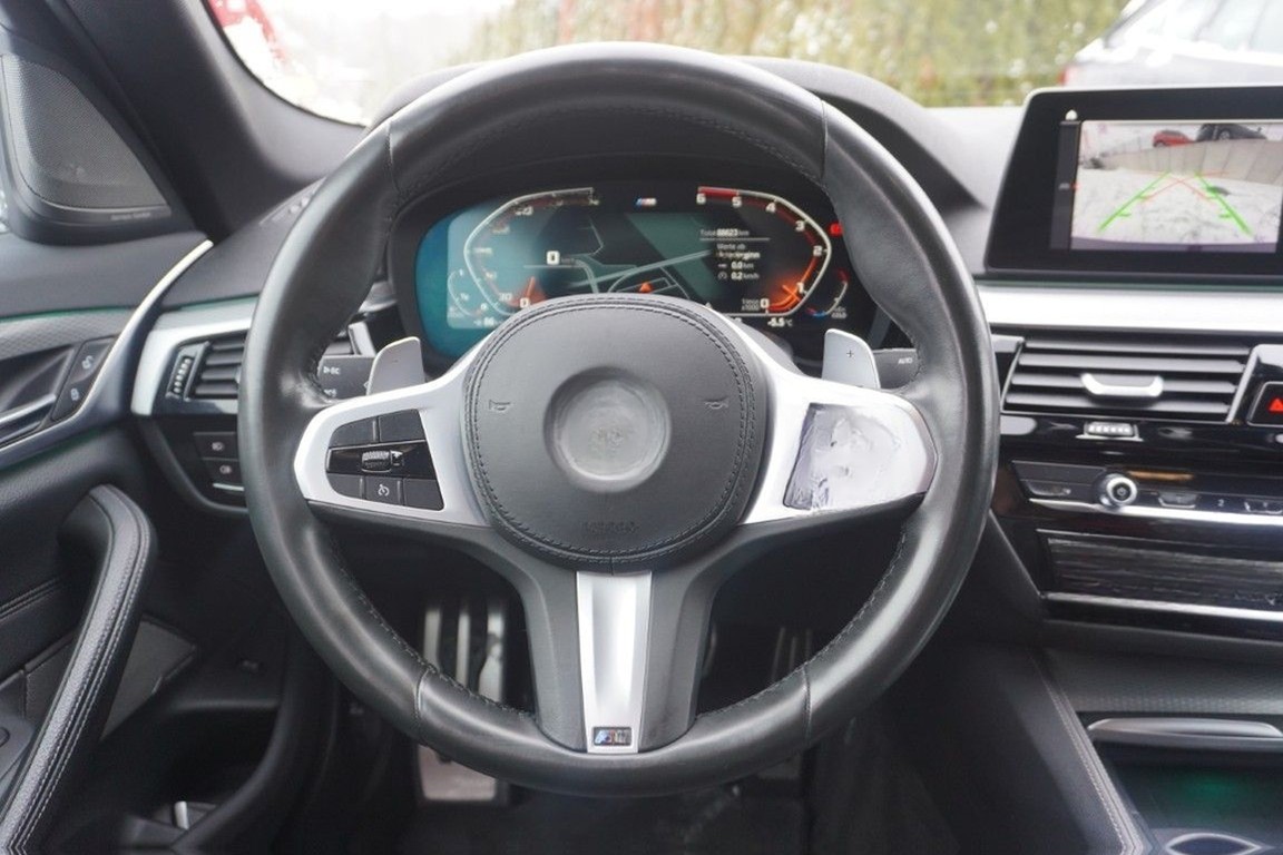 BMW 520d M Sport HarmanKardon Totwinkel Navi TV LED foto 10