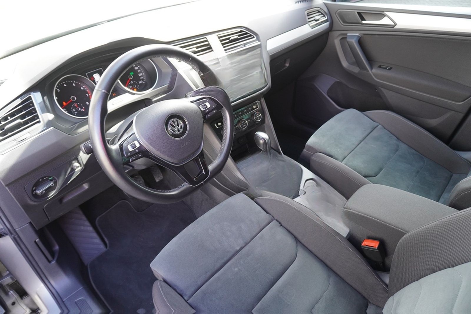 Volkswagen Tiguan 1.5 TSI Active DSG LED Navi ACC 360° foto 11