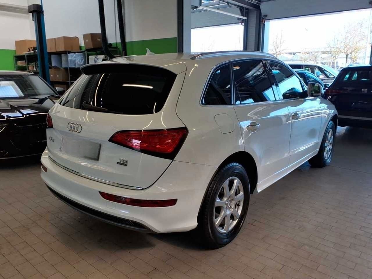 Audi Q5 2.0 TDI 140 kW quattro S-Line Xenon foto 12